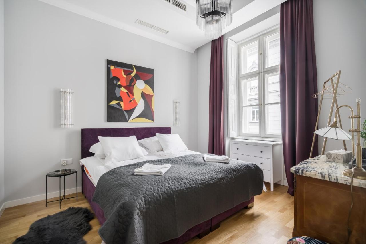 Bpr Adagio Design Home With A/C — Fotók 2